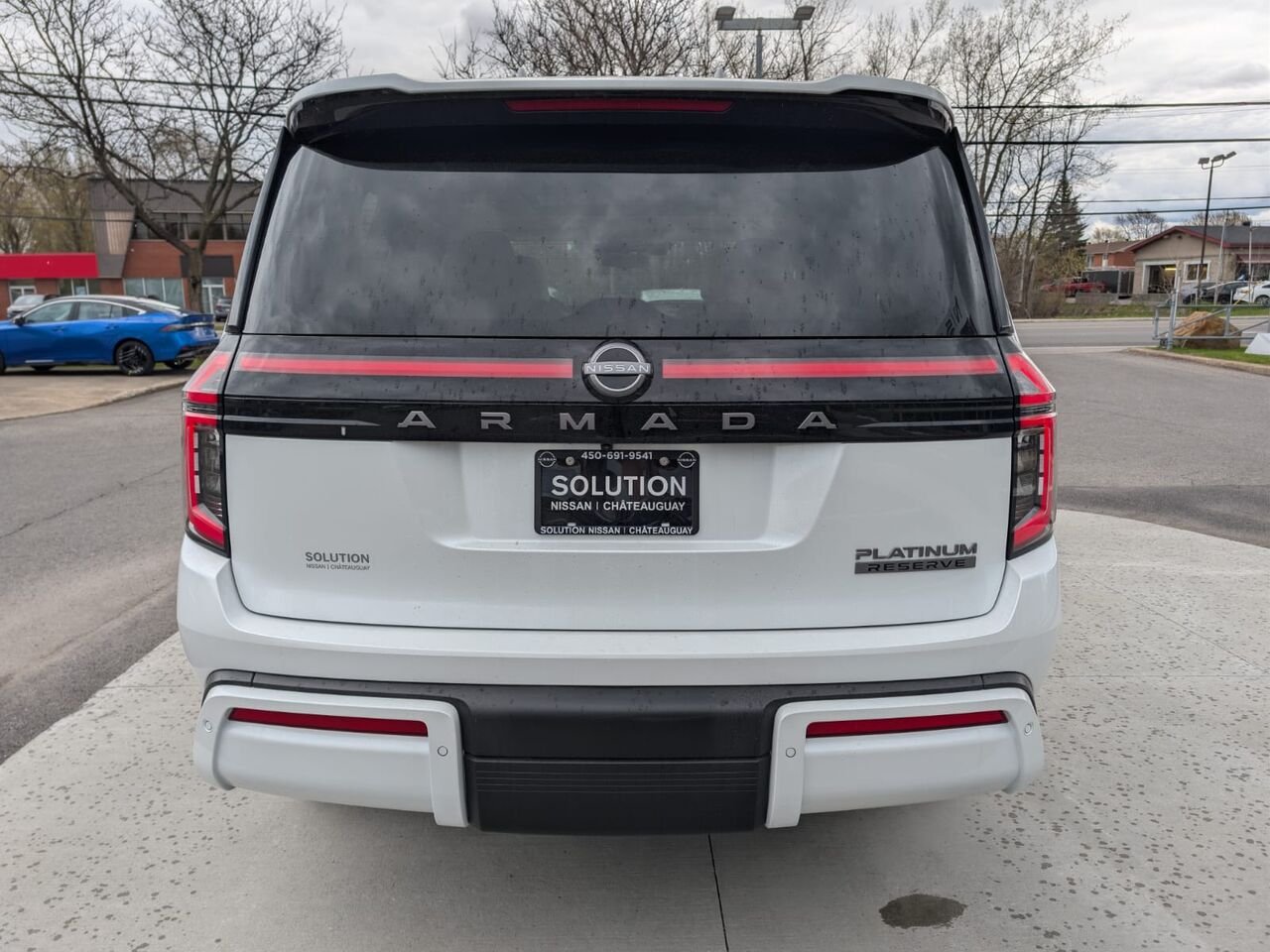 NISSAN Armada ARMADA PLATINE R SERVE SI GES CAPITAINE 2026 Blanc Everest nacré triple couche Châteauguay - photo #12