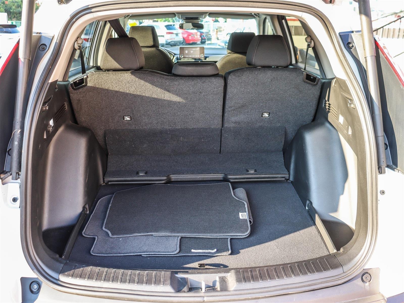Honda CR-V Sport 2024 White Ottawa & Gatineau - photo #18