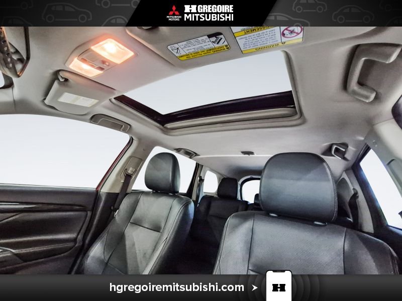 2016 Mitsubishi Outlander Red Blainville - photo #15