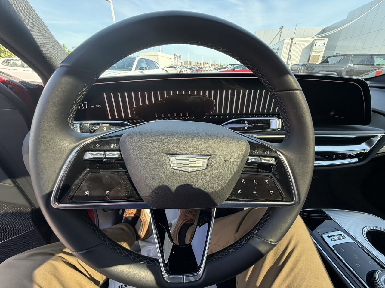 2024 Cadillac LYRIQ Tech FINANCEMENT À PARTIR DE 0.99% Red Laval - photo #23