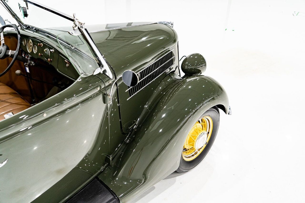 1936 Ford Model 48 Phaeton PRIX EN USD | Beautifully presented in original condition Green Montreal - photo #45