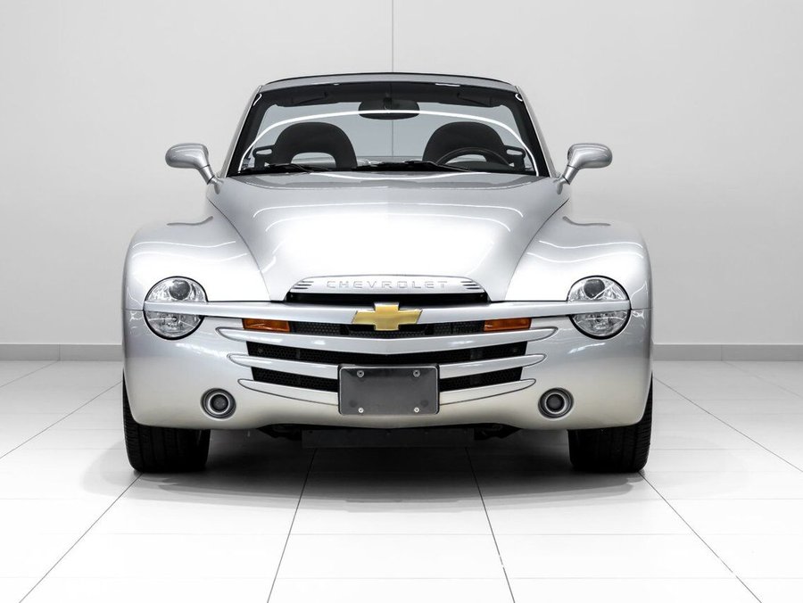 2004 Chevrolet SSR 2004 Silver