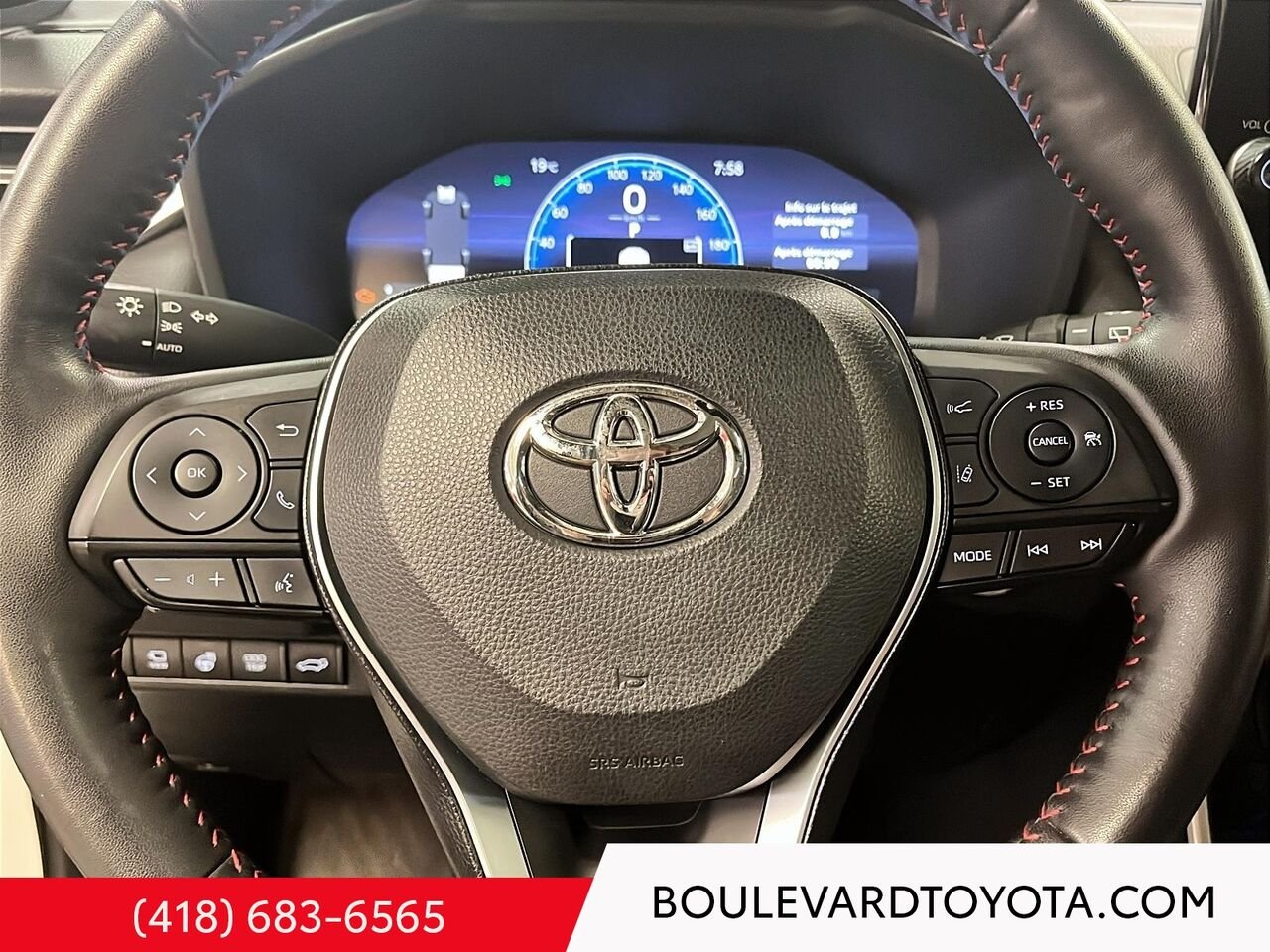 Toyota RAV4 Prime 99595A-141 | PRIME XSE GROUPE TECHNOLOGIE 2024 Frisson glacé nacré avec toit noir Québec - photo #12