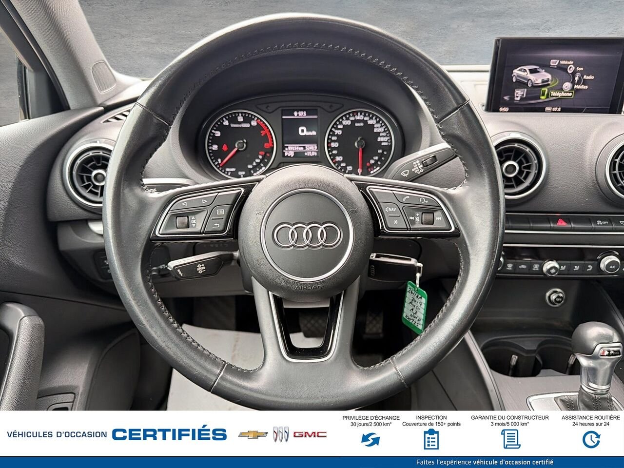 2019 AUDI A3 Komfort 45 TFSI quattro Black Montmagny - photo #10