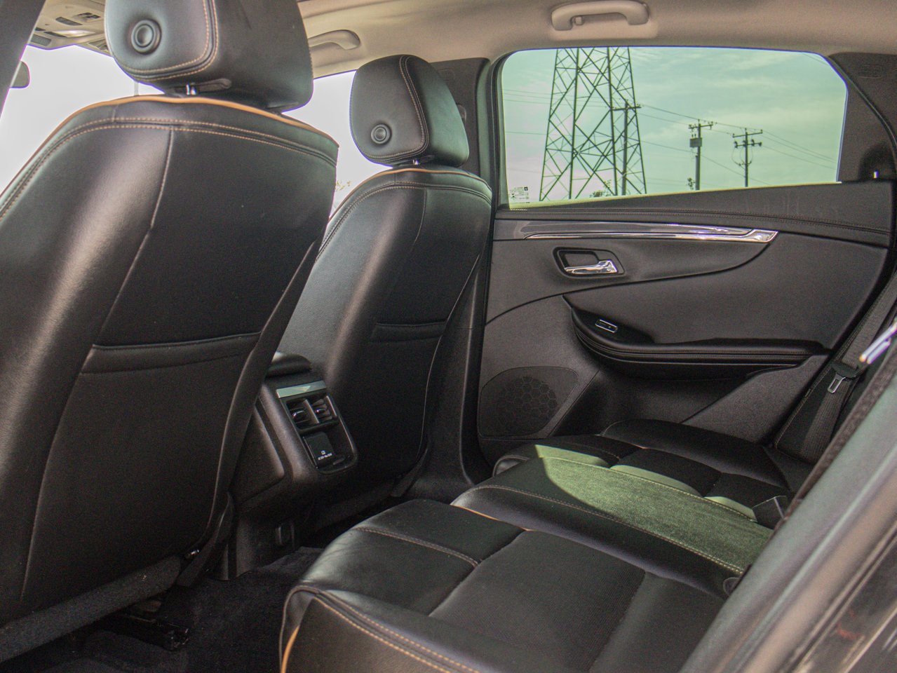 2019 Chevrolet Impala 4dr Sdn Premier w/2LZ Black Sherwood Park - photo #30