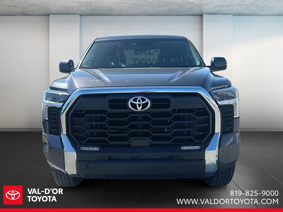 Toyota Tundra cewmax trd off road 2022 2022 Gris magnétique métallisé