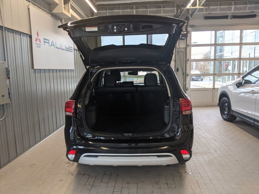 2019 Mitsubishi Outlander Plug-In Hybrid Le Awd Black