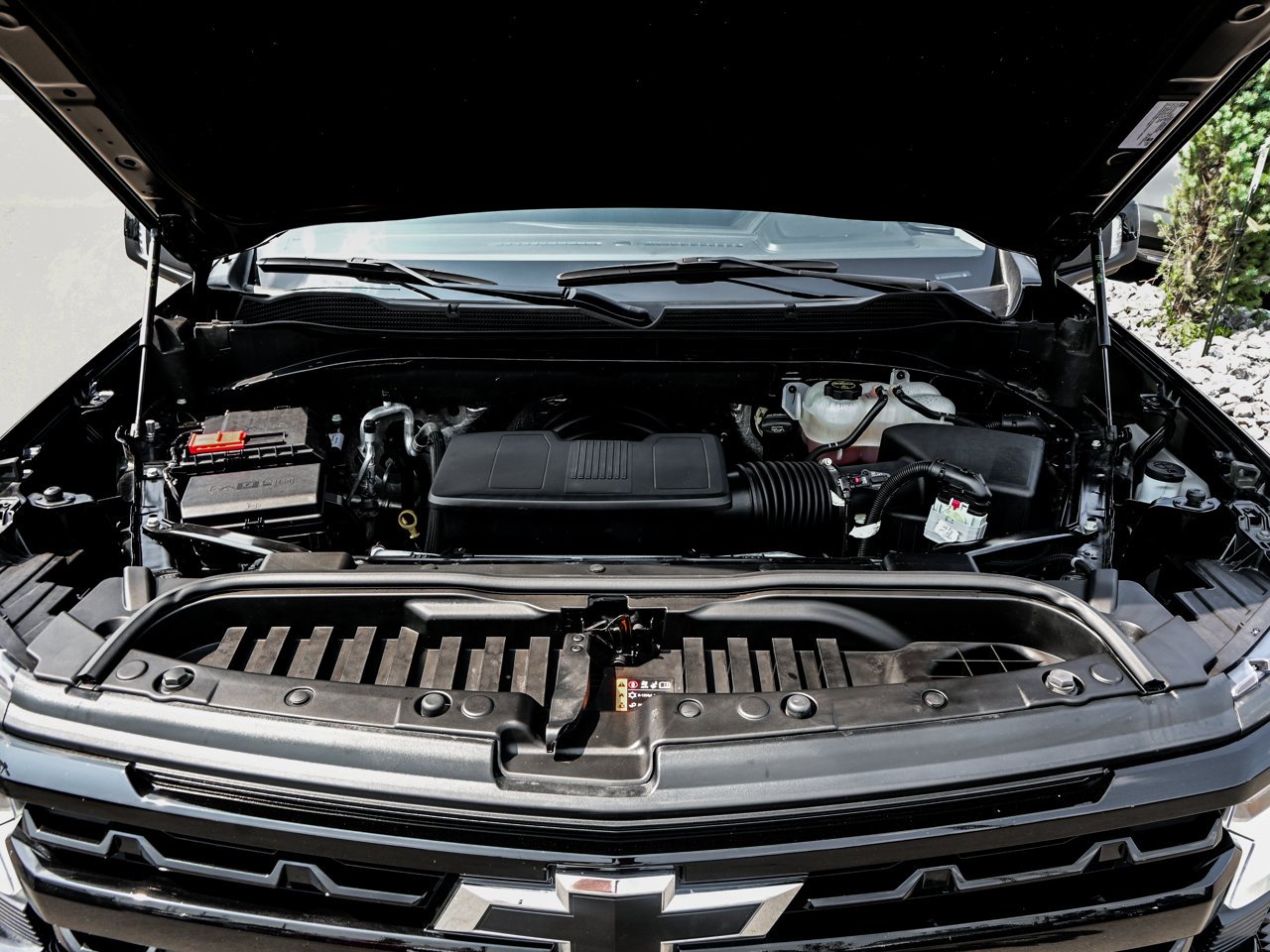 2025 Chevrolet Silverado 1500 4WD Crew Cab 147 LT Trail Boss Black Sherwood Park - photo #8