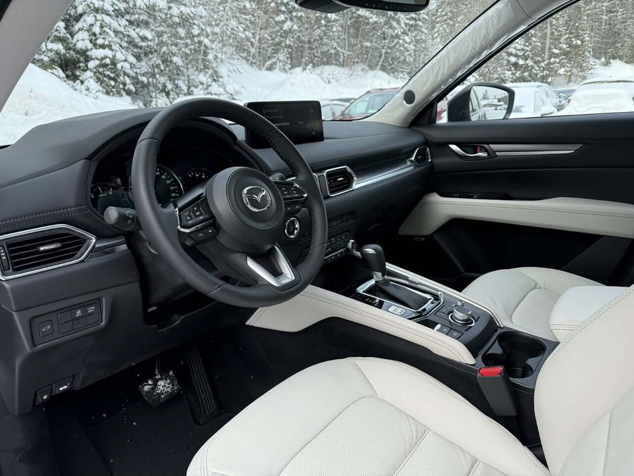 Mazda CX-5 GT, awd, toit ouvrant, Navigation, chargeur sans fil pour cellulaire 2025 Noir de jais mica