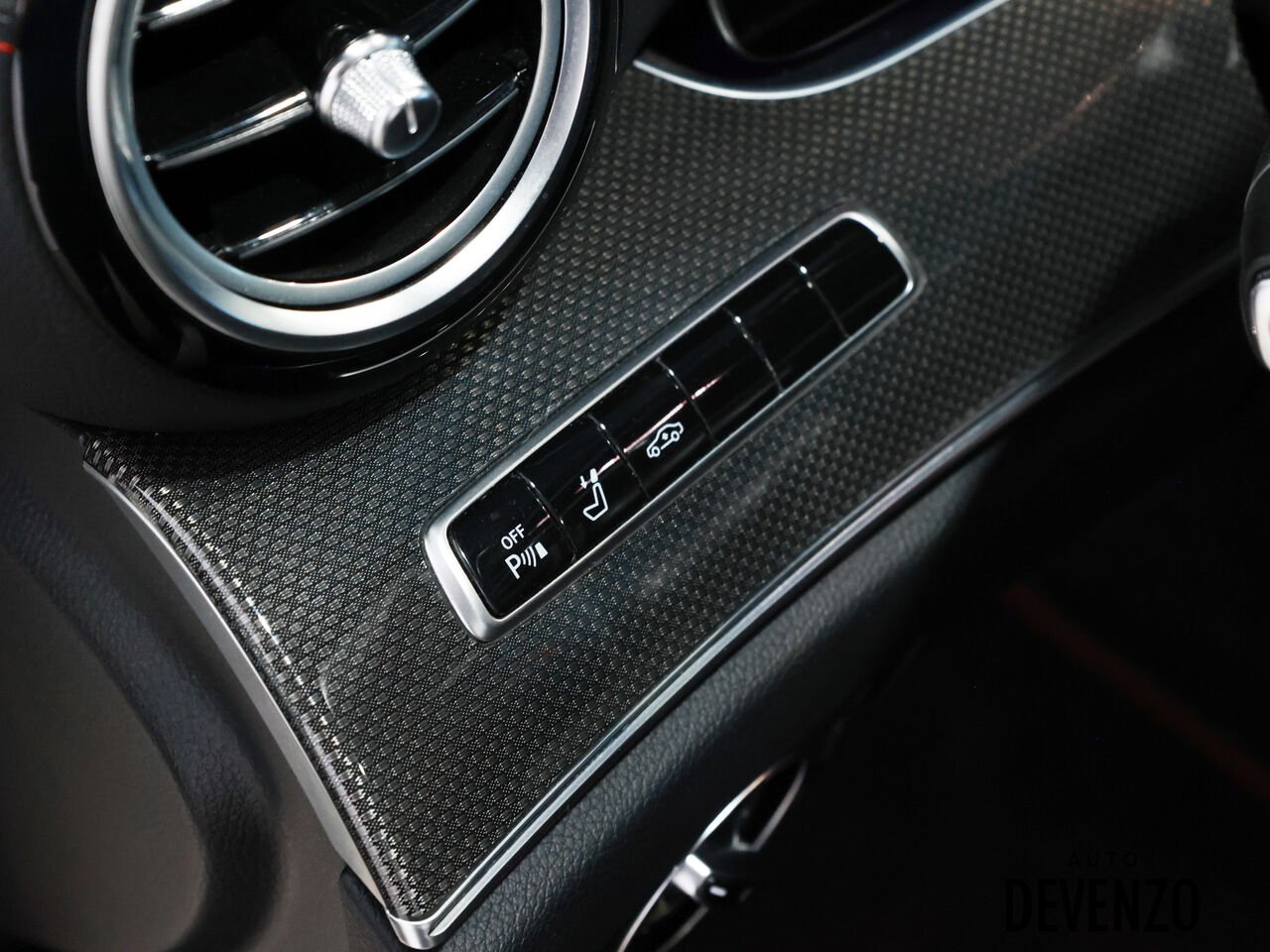 Mercedes-Benz E-Class 2019 Blanc Saint-Eustache - photo #15