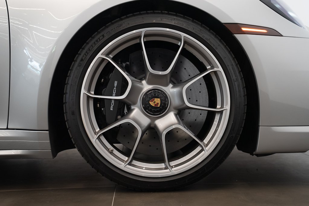 Porsche 911 Turbo S cabriolet 2023 Argent Kirkland - photo #7