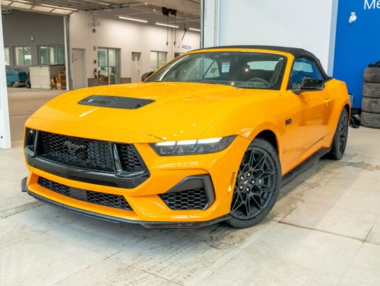 Ford Mustang 2026 2026 Orange furie métallisé trois couches