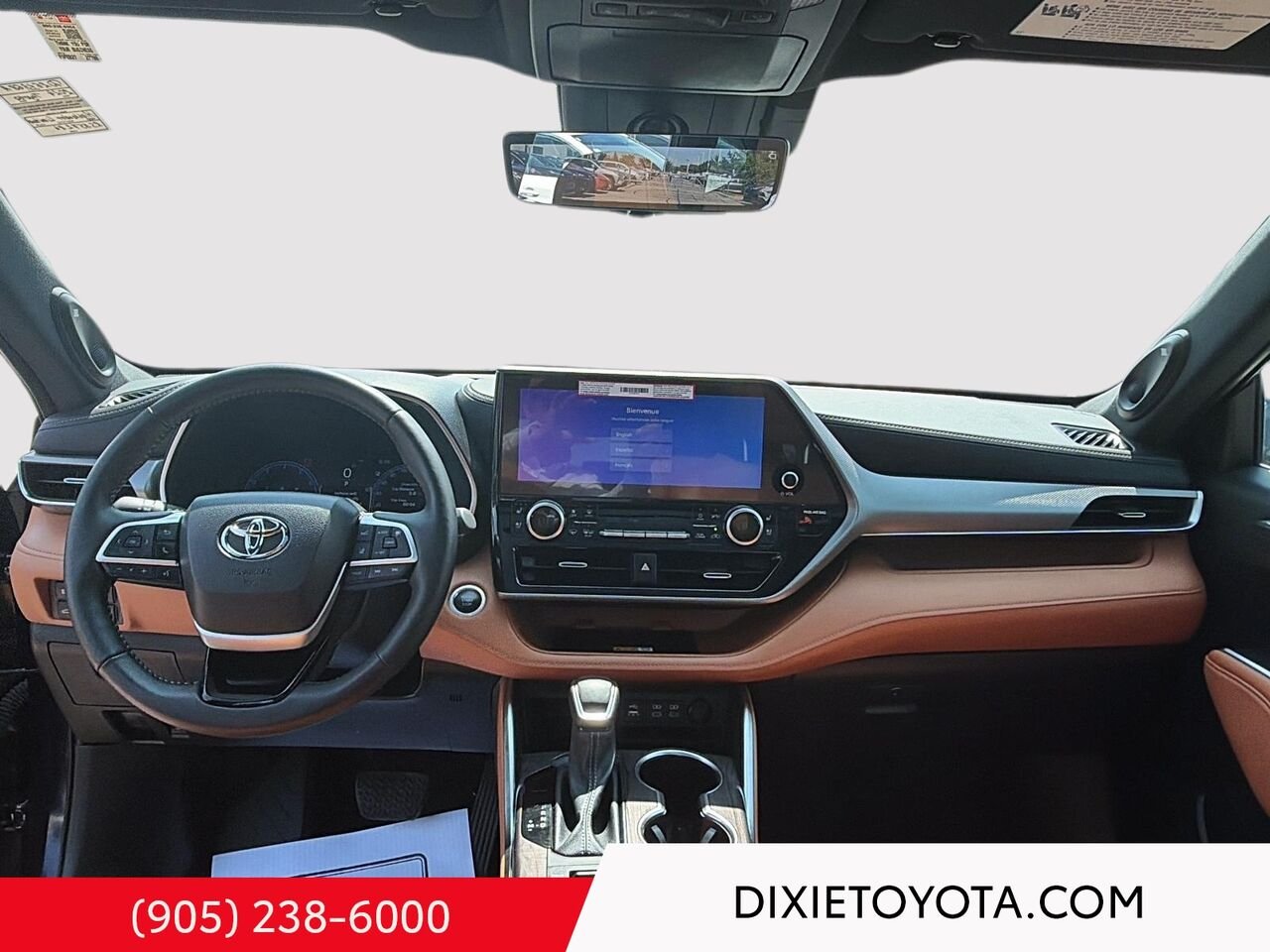 2024 Toyota Highlander PLATNIUM AWD / HEATED AND VENTIALTED SEATS / HEATED REAR SEATS / ALLOY WHEELS / MOONROOF / CARPLAY AND ANDROID AUTO Mississauga - photo #18