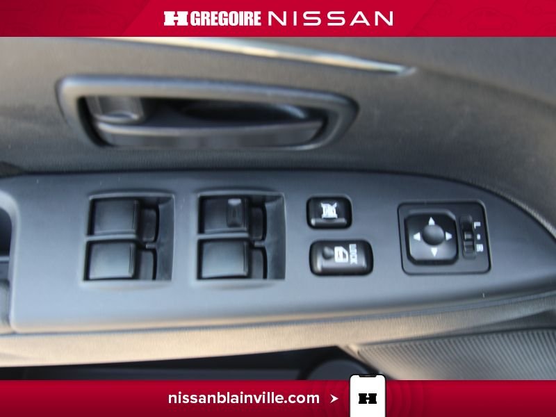 2022 Mitsubishi RVR White Blainville - photo #22
