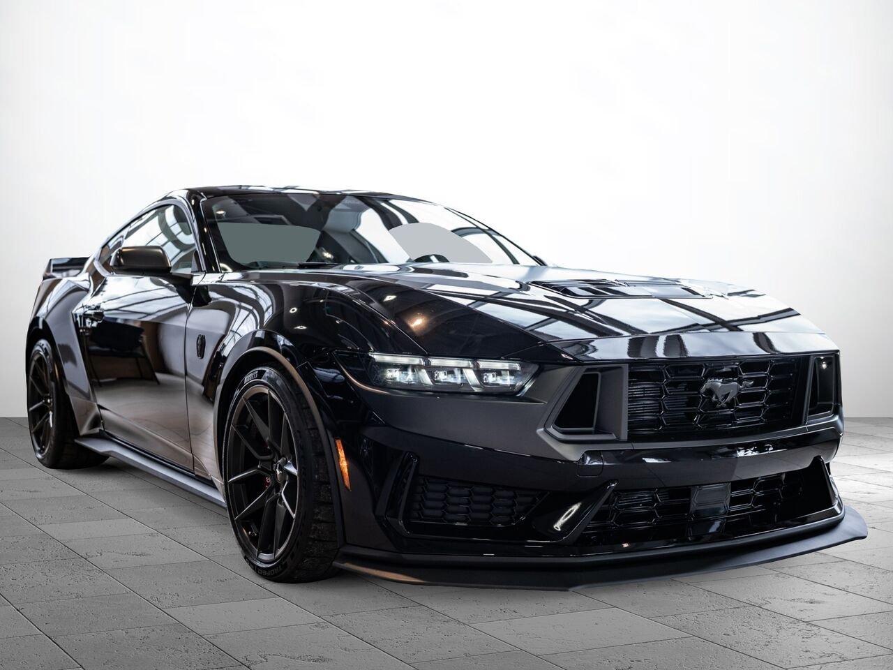 2026 Ford Mustang Shadow Black Sainte-Julienne - photo #2