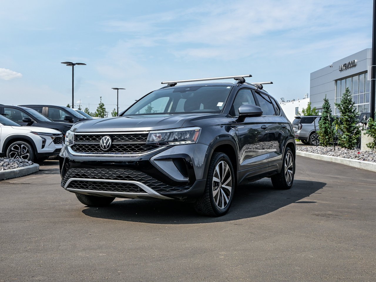 2023 Volkswagen Taos Comfortline 4MOTION *Ltd Avail* Grey Sherwood Park - photo #3