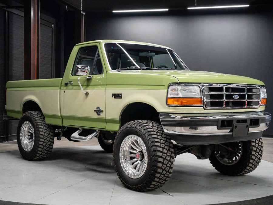 1994 Ford F-250 XLT 1994 Green