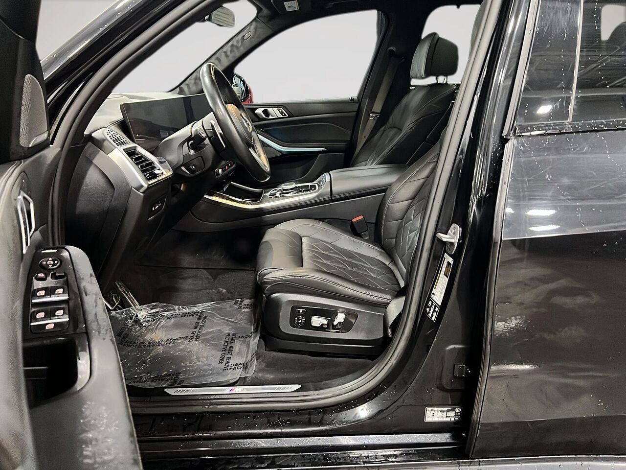 2024 BMW X5 Black Québec - photo #8