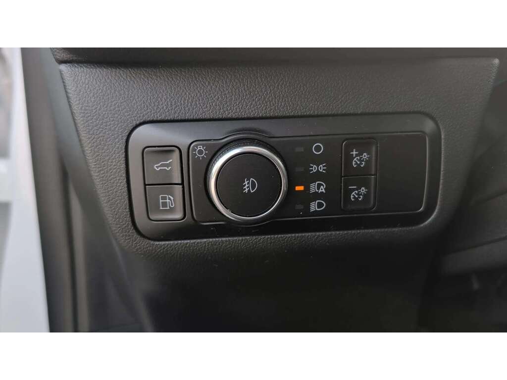 2023 Ford Escape White Gatineau - photo #19