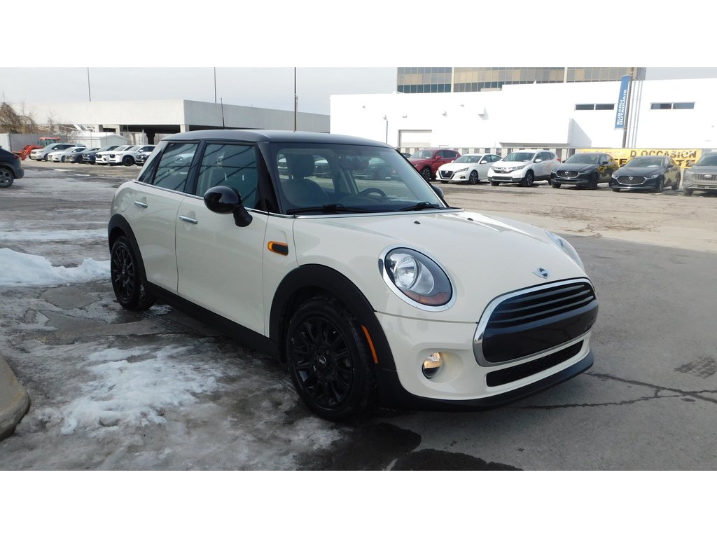 2018 MINI 5 Door Saint-Eustache - photo #2