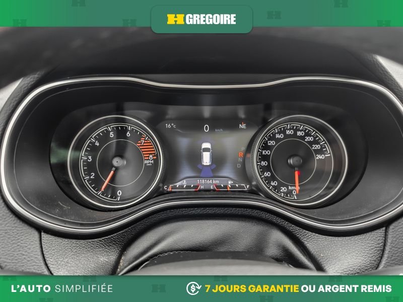 2019 Jeep Cherokee Red Saint-Eustache - photo #16