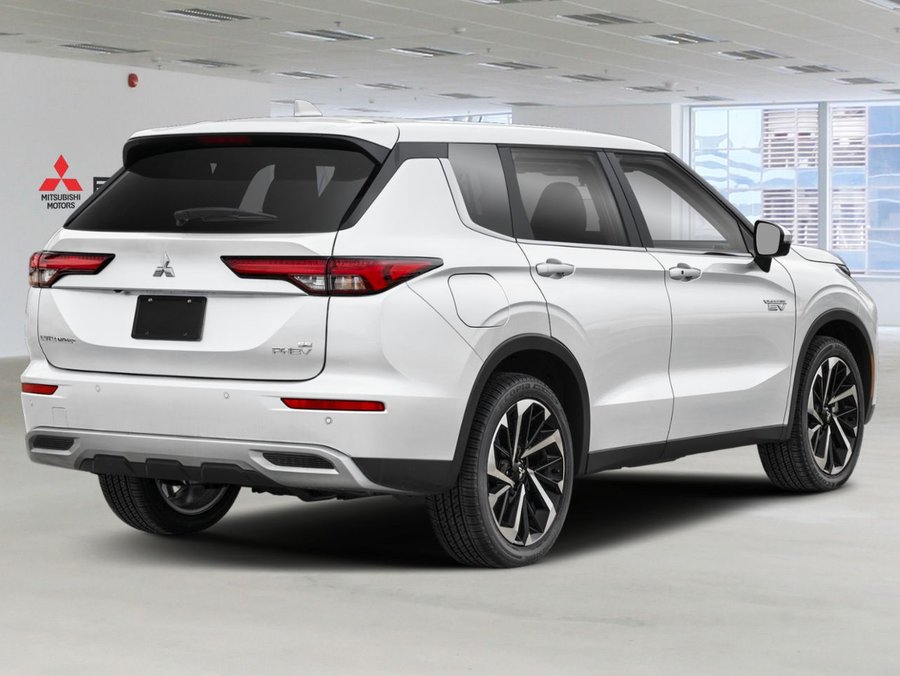 2026 MITSUBISHI Outlander Plug-In Hybrid SE White Diamond Premium Finish