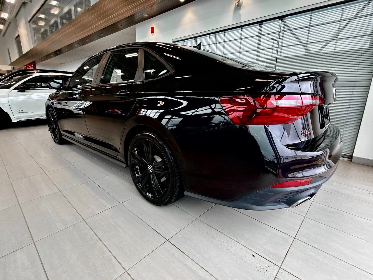 2022 Volkswagen Jetta GLI Black Notre-Dame-des-Prairies - photo #8
