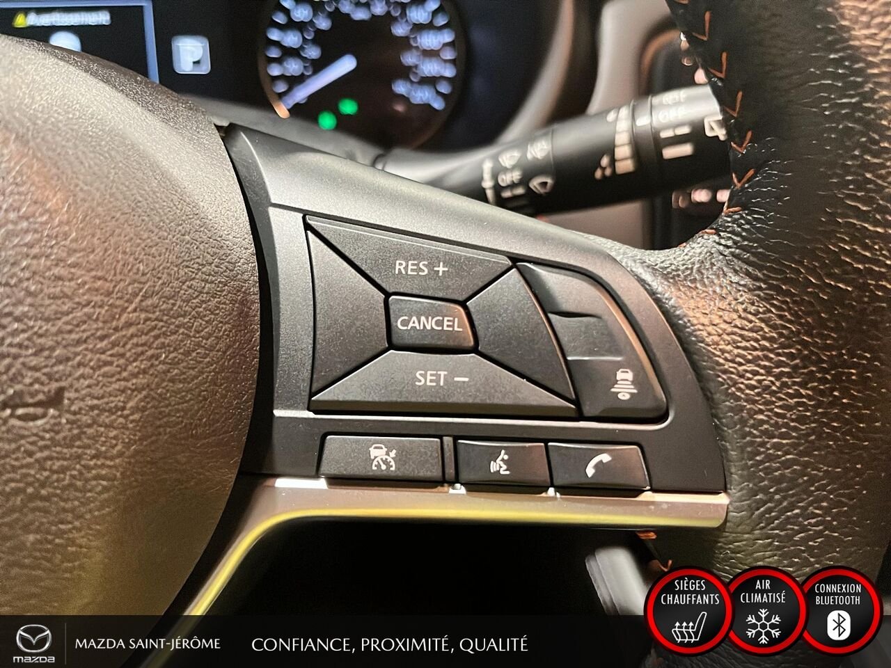 2023 Nissan Kicks SR | BOSE | CUIR | MAGS NOIR | Grey Saint-Jérôme - photo #15
