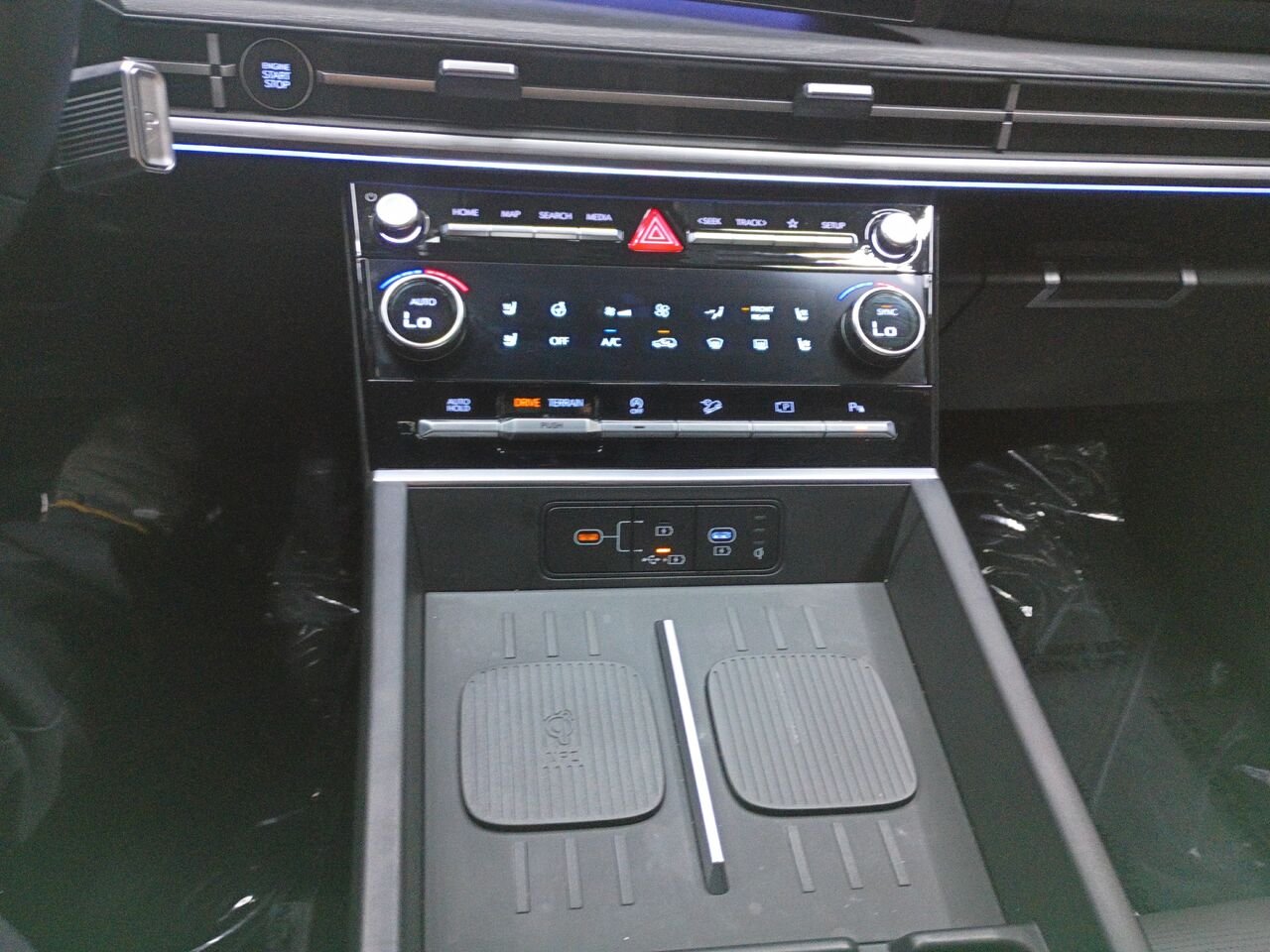 Hyundai Santa Fe 2025 Noir Blainville - photo #31