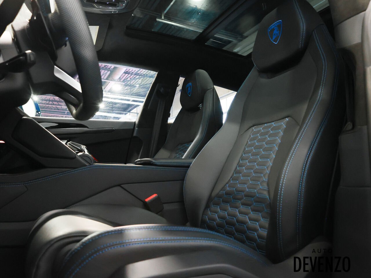 2024 Lamborghini Urus Blue Saint-Eustache - photo #15