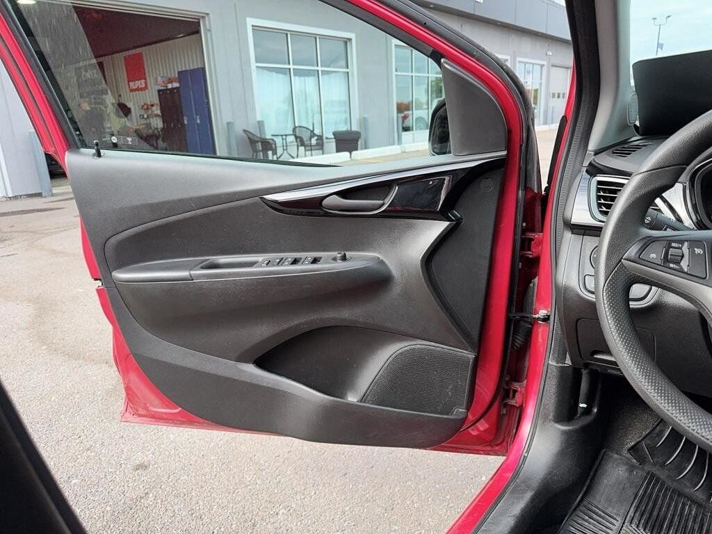 2020 Chevrolet Spark VIN KL8CD6SA2LC409008 Red Baie-Comeau - photo #8