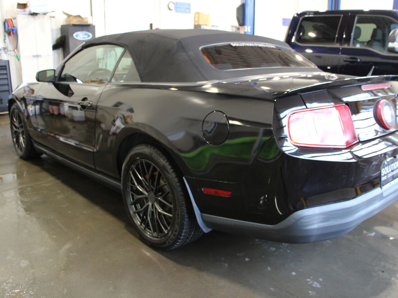 Ford Mustang MUSTANG 2010 Noir Châteauguay - photo #5