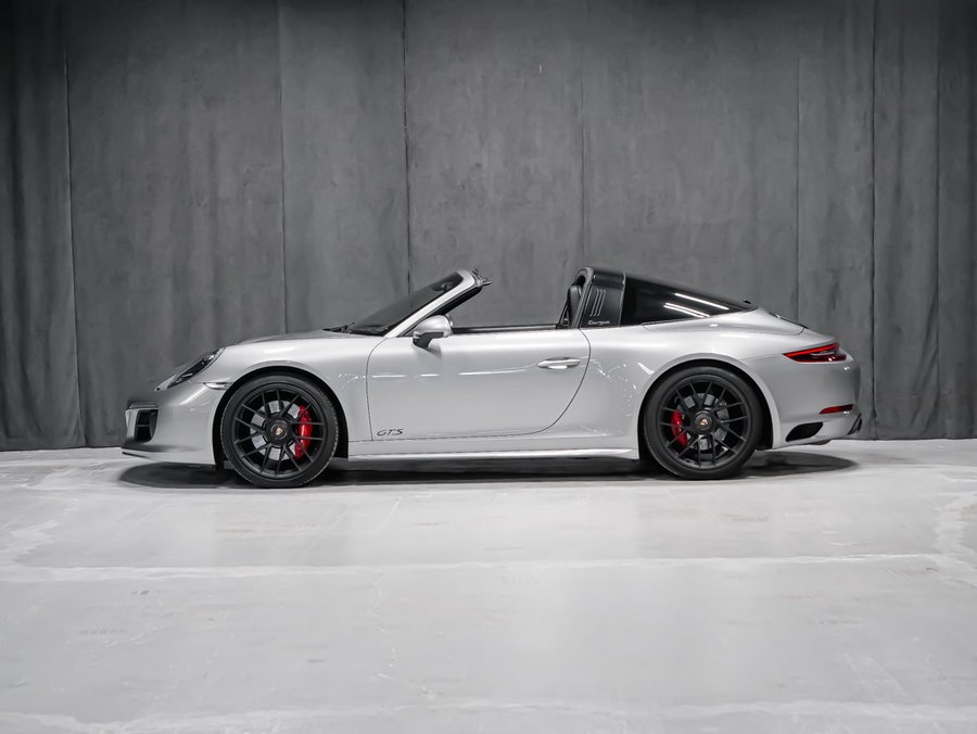2018 Porsche 911 TARGA 4 GTS Silver