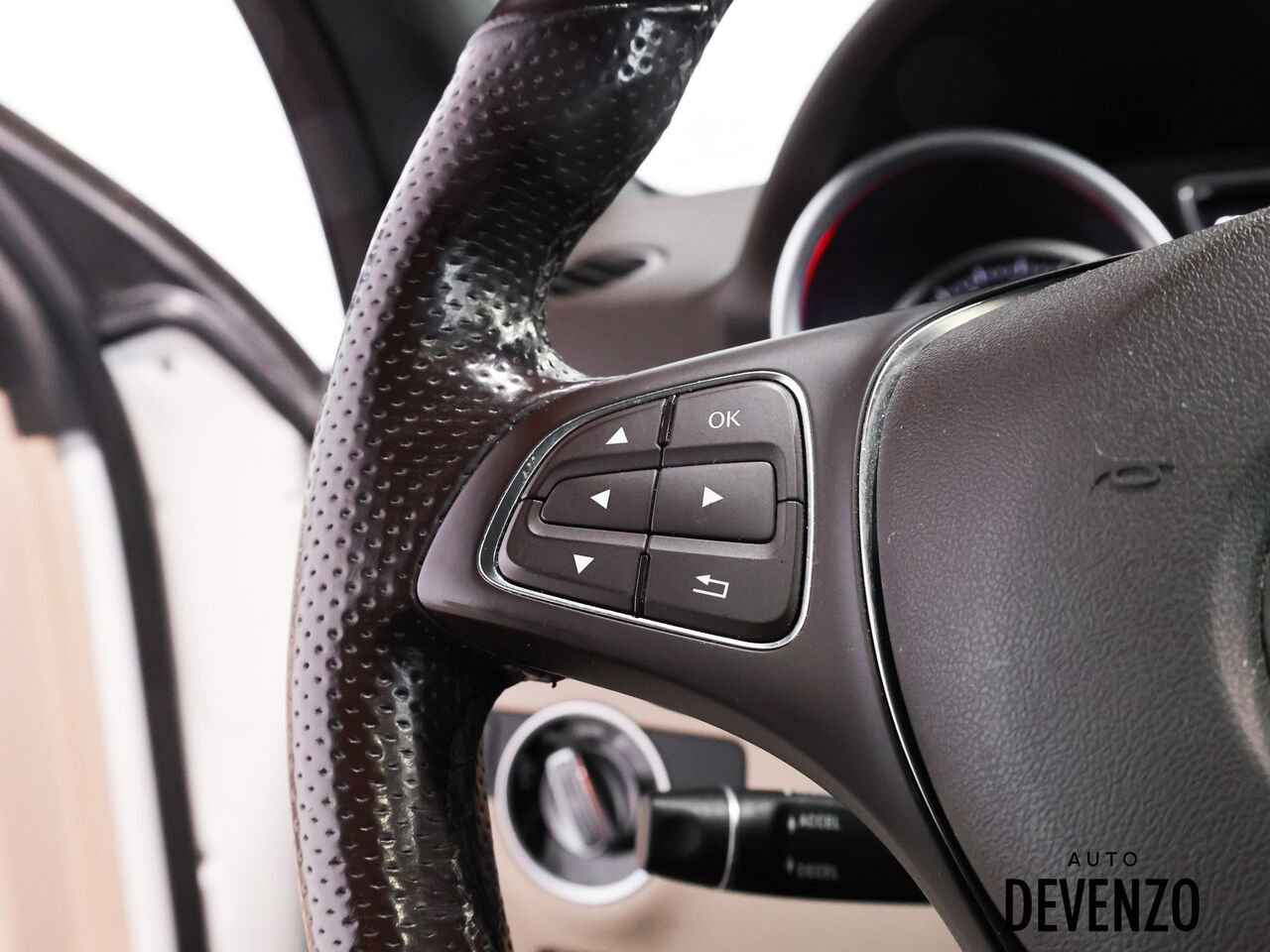 2017 Mercedes-Benz GLE White Saint-Eustache - photo #13