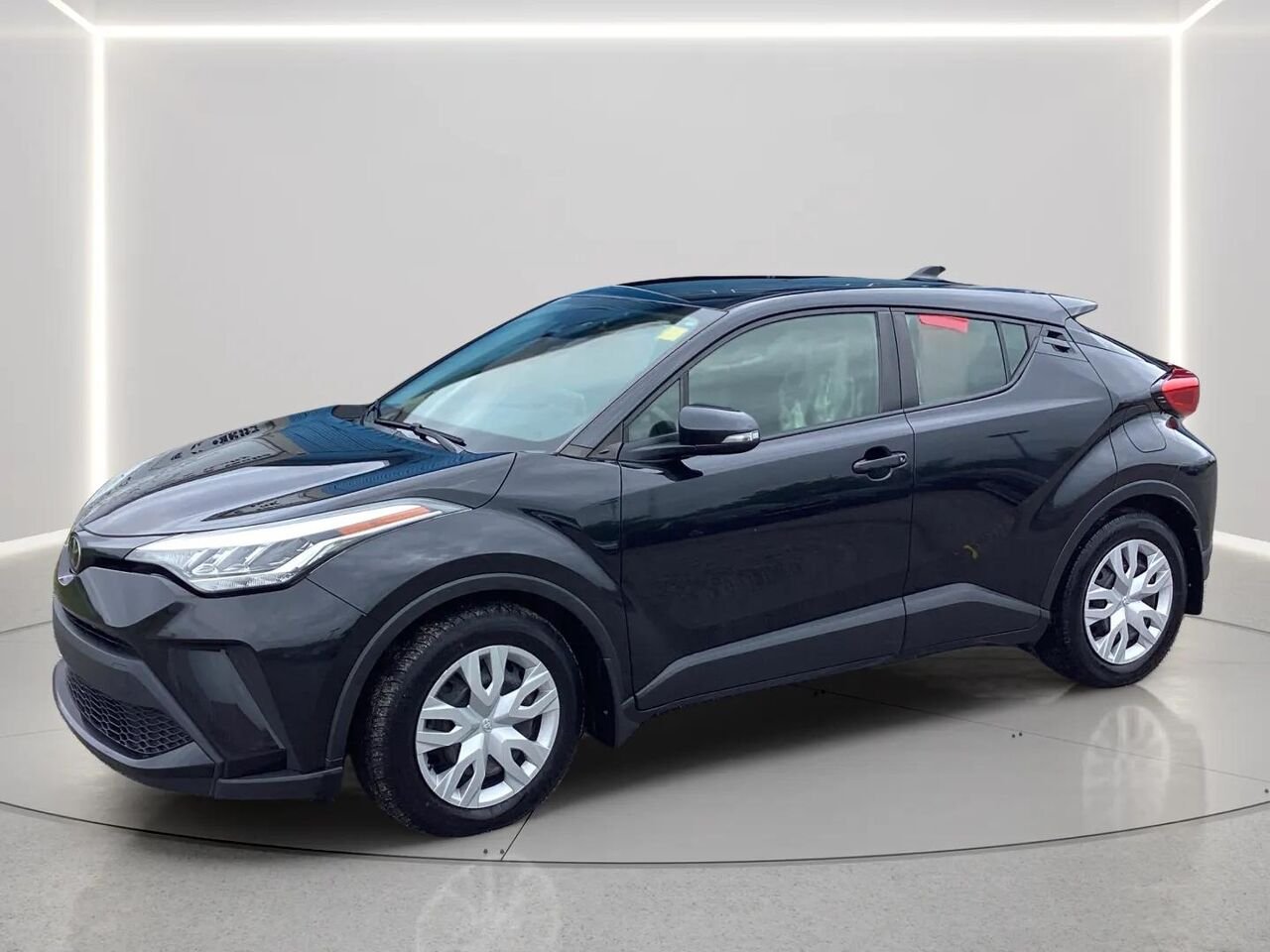 2021 TOYOTA C-HR LE Black Gatineau - photo #0