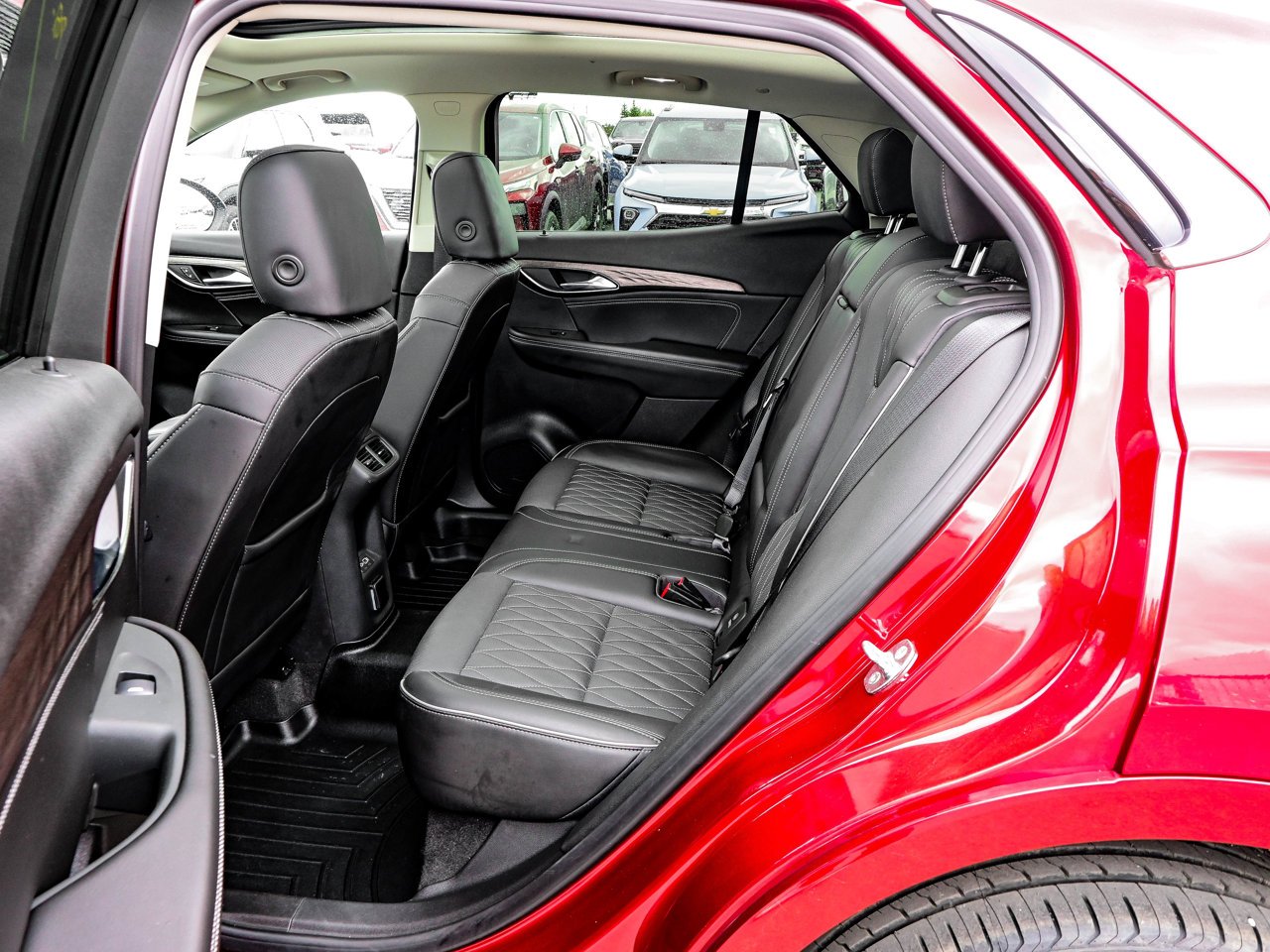 2023 Buick Envision AWD 4dr Avenir Red Sherwood Park - photo #36