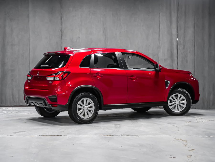 2024 Mitsubishi RVR SE AWC Red