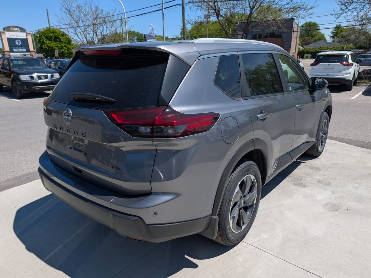 NISSAN Rogue ROGUE SV TOIT OUVRANT 2026 Gris poudre métallisé Châteauguay - photo #8