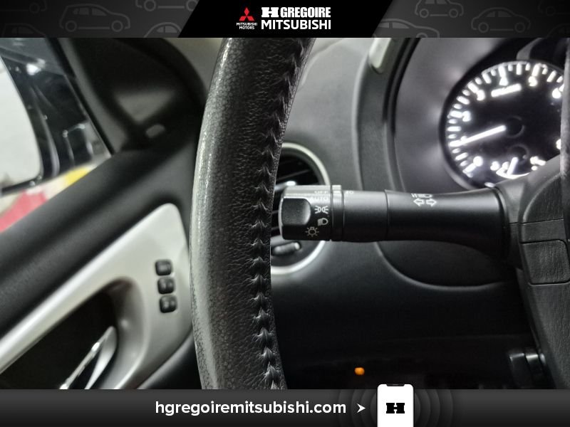2017 Nissan Pathfinder Black Laval - photo #19