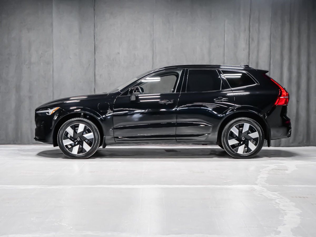 2025 Volvo XC60 Plug-In Hybrid T8 PLUS DARK CLIMATE HARMAN KARDON Black Montreal - photo #2