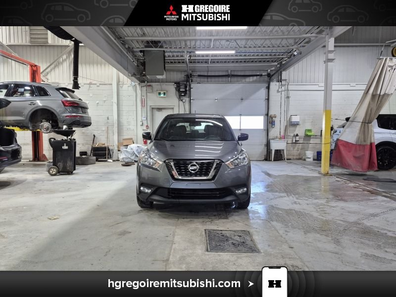 2019 Nissan Kicks 2019 Grey