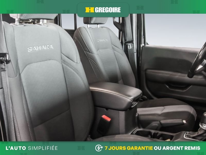 2022 Jeep Wrangler Grey Saint-Eustache - photo #28