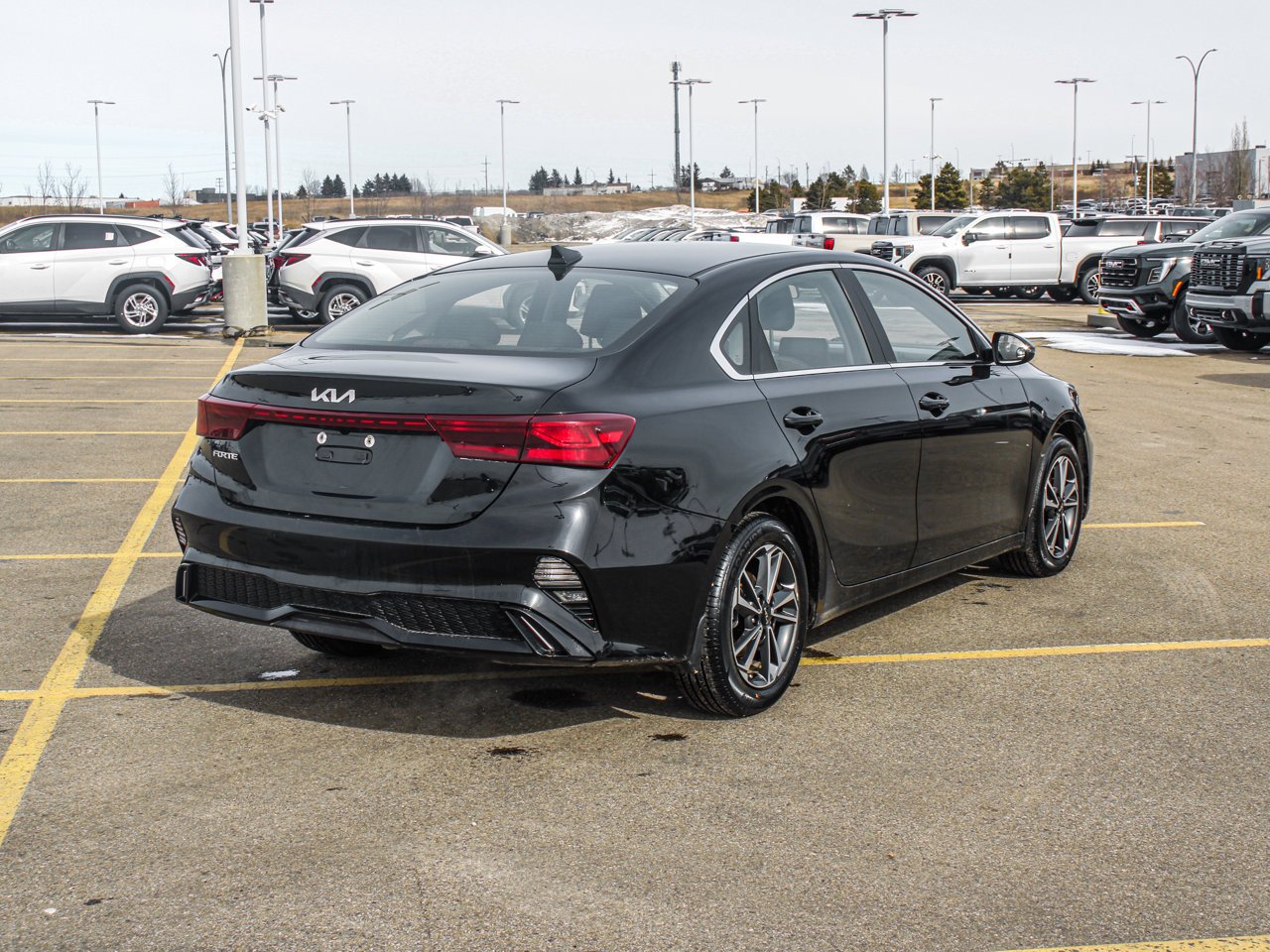 2024 Kia Forte EX IVT Black Sherwood Park - photo #8