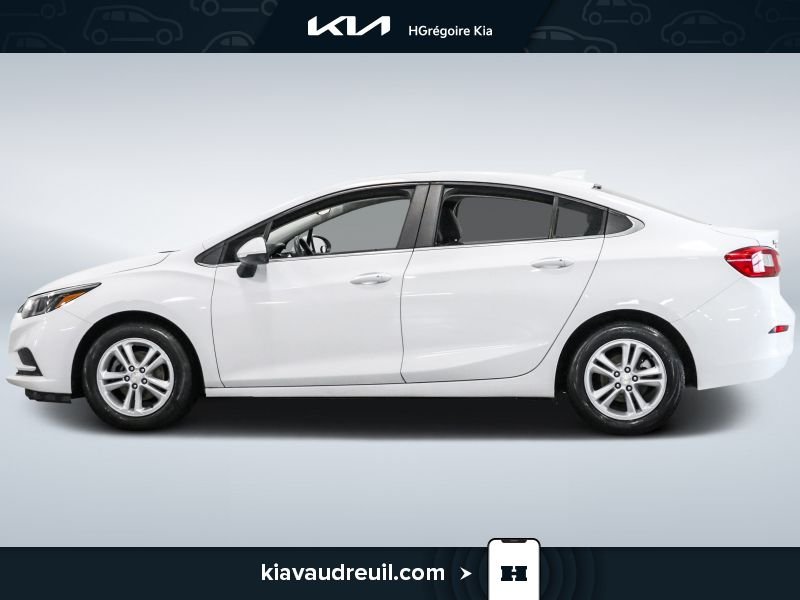2017 Chevrolet Cruze White Blainville - photo #4
