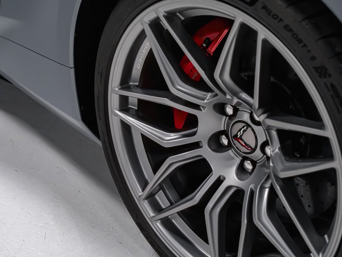 2024 Chevrolet Corvette Z06 1LZ Grey Montreal - photo #14