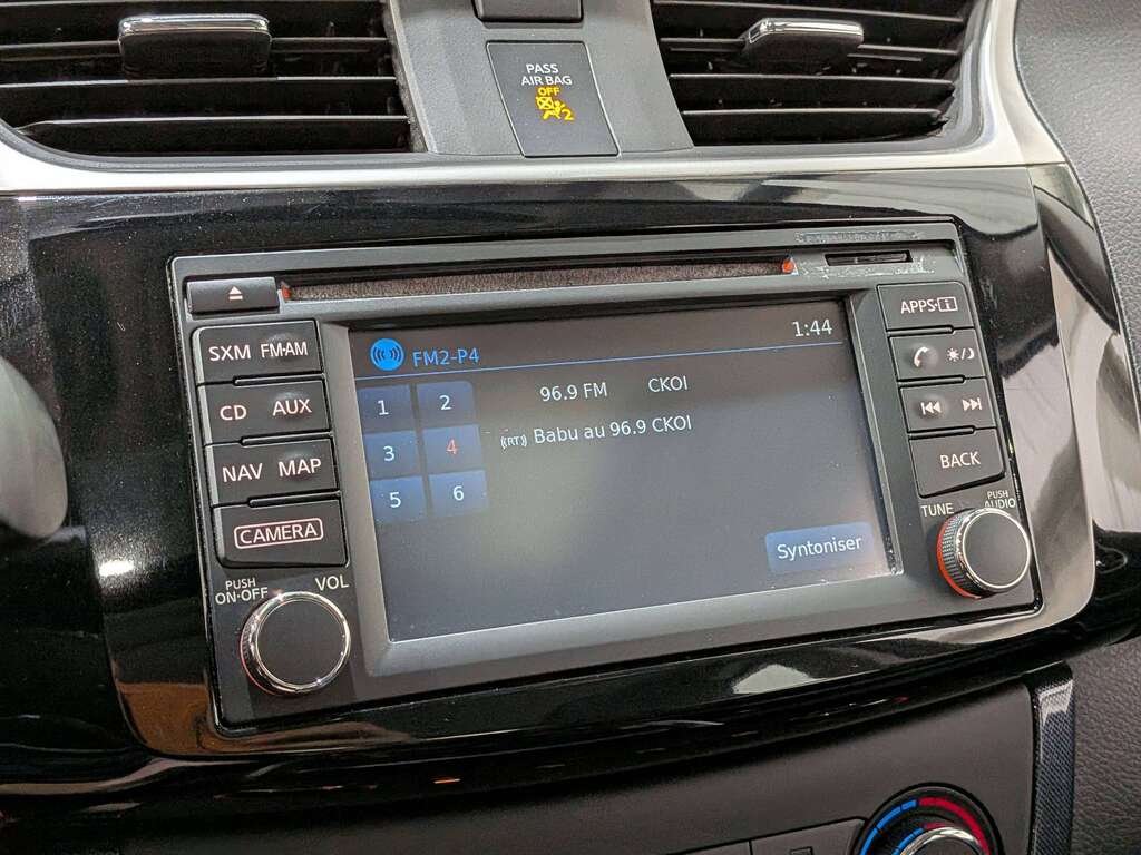 Nissan Sentra 4dr Sdn CVT SR Turbo 2017 Noir Val-David - photo #20