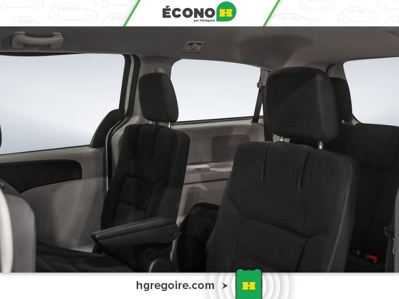 2017 Dodge GR Caravan White Laval - photo #17