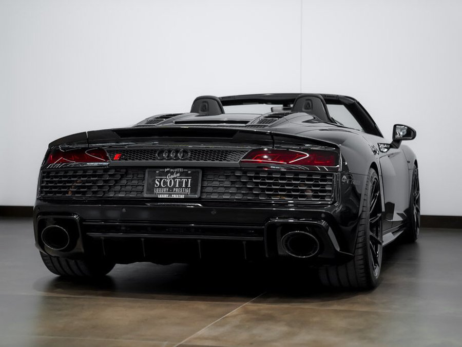 2021 Audi R8 2021 Black