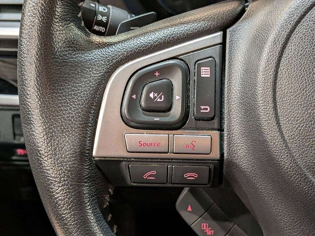 Subaru Forester 2.0XT Limited CVT w/EyeSight Pkg 2018 Noir Val-David - photo #16