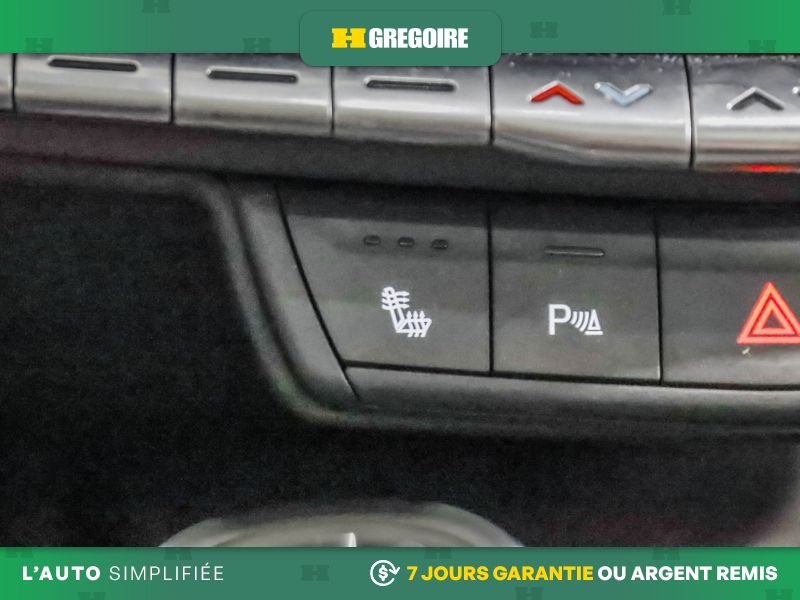 2023 Cadillac XT4 Grey Laval - photo #22